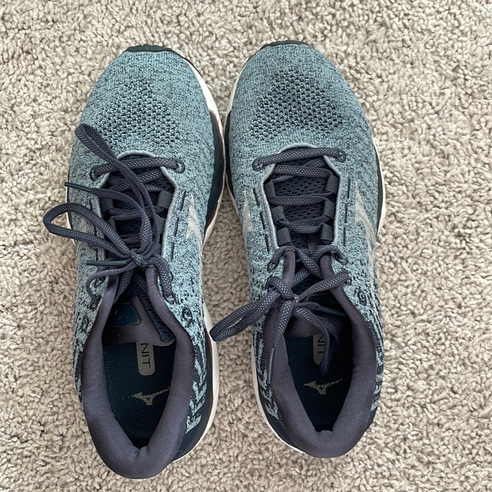 Mizuno Waveknit Womens Sneakers